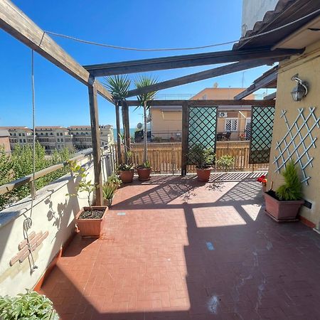 Apartament Le Palme Lido di Ostia Zewnętrze zdjęcie
